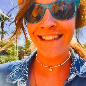 Meet your Posher, Devean